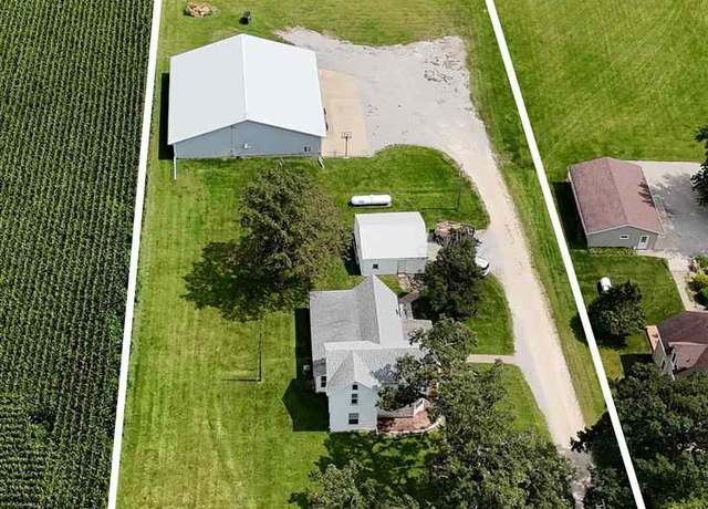 Property at 1091 Garfield Ave, West Liberty, IA 52776, 4 beds, 1 bath