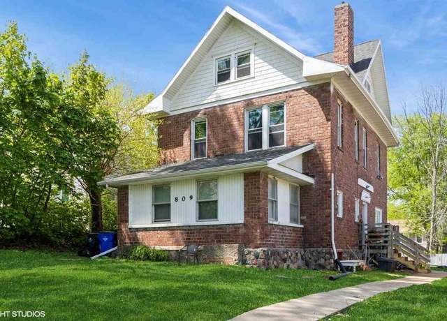 Property at 809 17th St St SE, Cedar Rapids, IA 52403, 4 baths