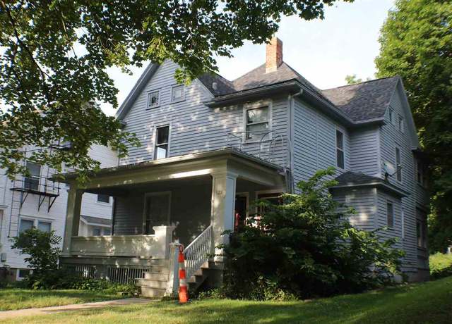 Property at 328 S Governor St, Iowa City, IA 52240, 5 beds