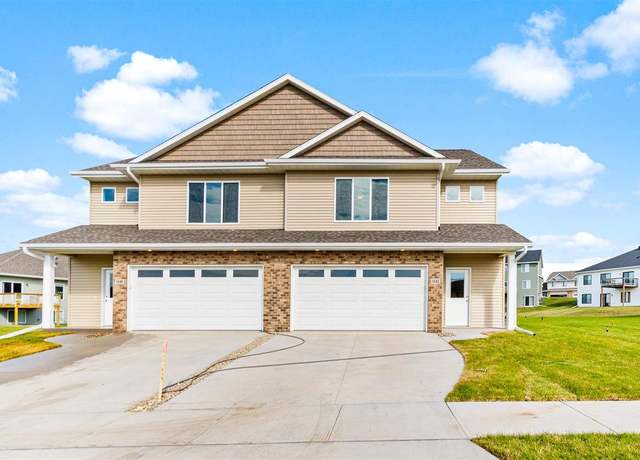 Property at 1425 Winterberry Ln, North Liberty, IA 52317, 3 beds, 2.5 baths