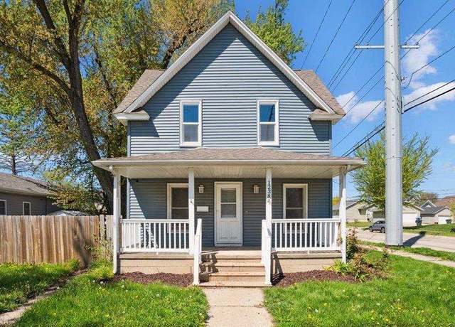 Property at 1238 Ellis Blvd, Cedar Rapids, IA 52405, 4 beds, 2 baths