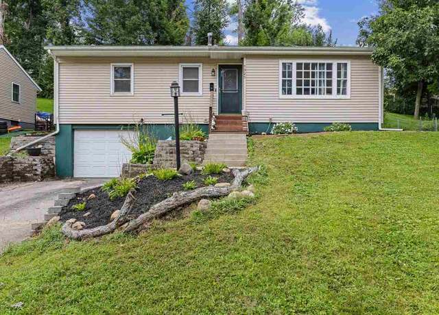Property at 1325 Hertz Dr SE, Cedar Rapids, IA 52403, 3 beds, 1.5 baths