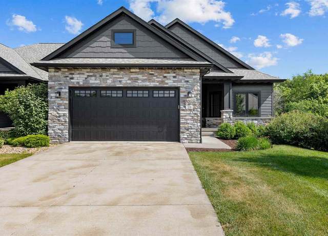 Property at 19 Pond Ridge Cir, Coralville, IA 52241, 4 beds, 3 baths
