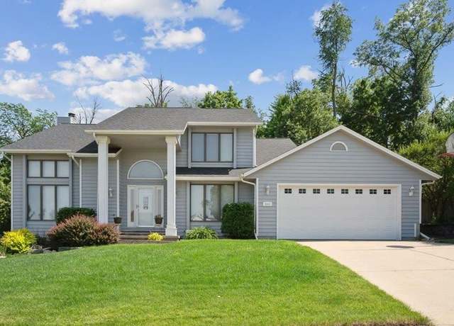Property at 2066 Vista Circle Cir NW, Cedar Rapids, IA 52405, 5 beds, 3.5 baths