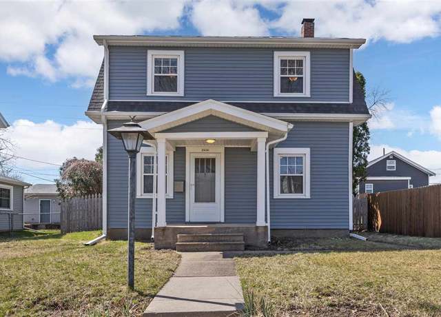 Property at 2926 E Ave Ave NE, Cedar Rapids, IA 52402, 2 beds, 2 baths