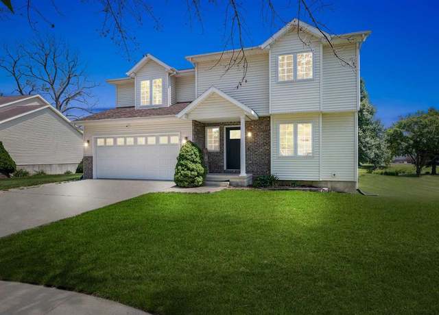 Property at 1860 Rock Island Dr, Ely, IA 52227, 3 beds, 3 baths