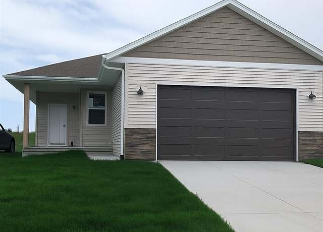 Property at 4193 Justified Dr, Marion, IA 52302, 5 beds, 3 baths