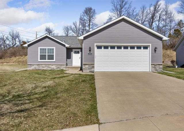 Property at 3608 Forest Valley Ct Ct NE, Cedar Rapids, IA 52411, 2 beds, 2 baths