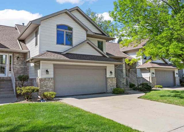 Property at 1023 Doubletree Ct Ct NE, Cedar Rapids, IA 52402, 3 beds, 2 baths