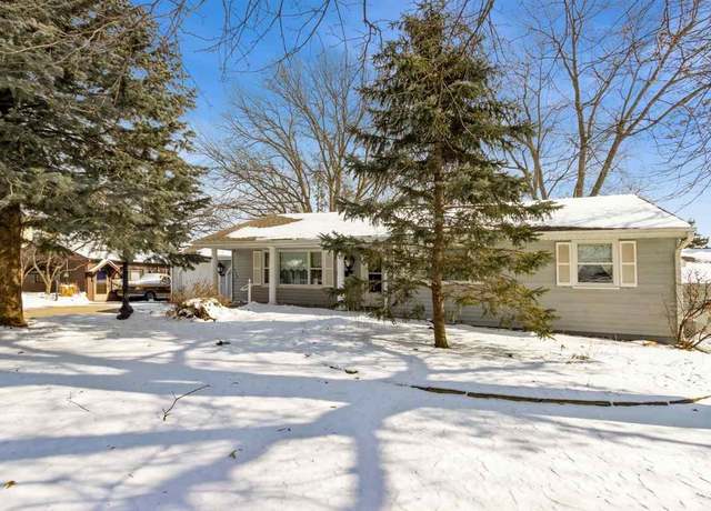 Property at 530 Olive St, Iowa City, IA 52246, 3 beds, 2 baths