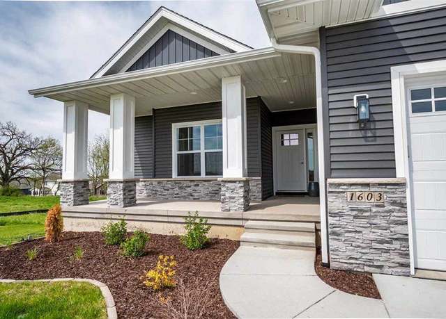 Property at 2916 Pine Hill Trce, Coralville, IA 52241, 5 beds, 3 baths