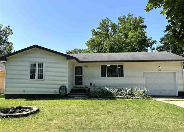 Property at 2215 Friendship St, Iowa City, IA 52245, 3 beds, 1.5 baths