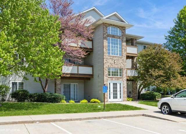Property at 2540 Rushmore Dr, Iowa City, IA 52246, 2 beds, 1 bath