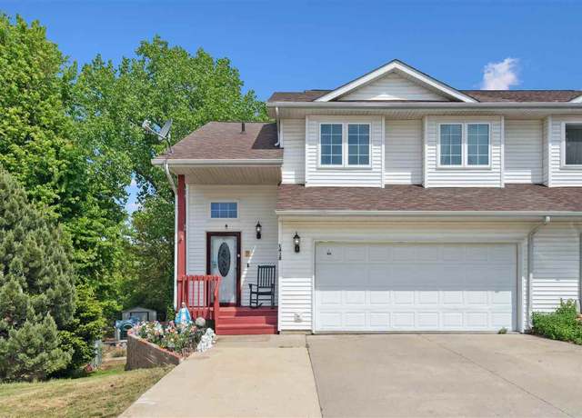 Property at 1438 Kodiak Ct, Coralville, IA 52241, 4 beds, 3.5 baths