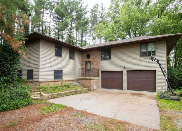 Property at 2395 250th St St NW, North Liberty, IA 52317, 3 beds, 2 baths