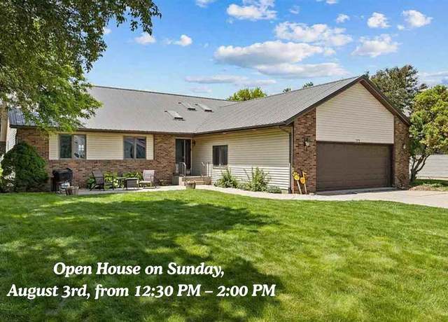 Property at 109 Elizabeth Dr, Tipton, IA 52772, 3 beds, 2.5 baths
