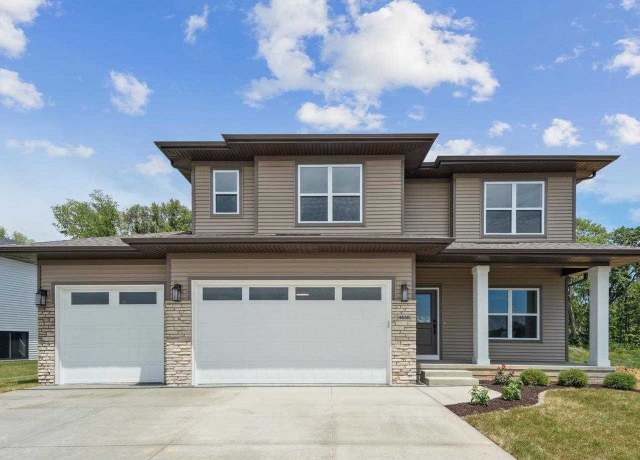 Property at 4648 Preston Ln, Iowa City, IA 52246, 5 beds, 3.5 baths