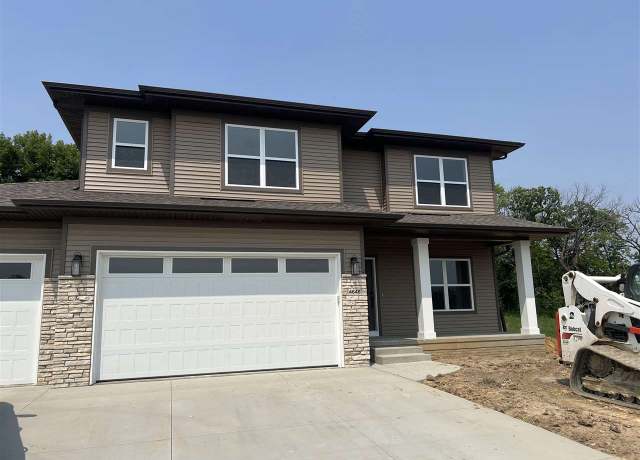 Property at 4648 Preston Ln, Iowa City, IA 52246, 5 beds, 3.5 baths