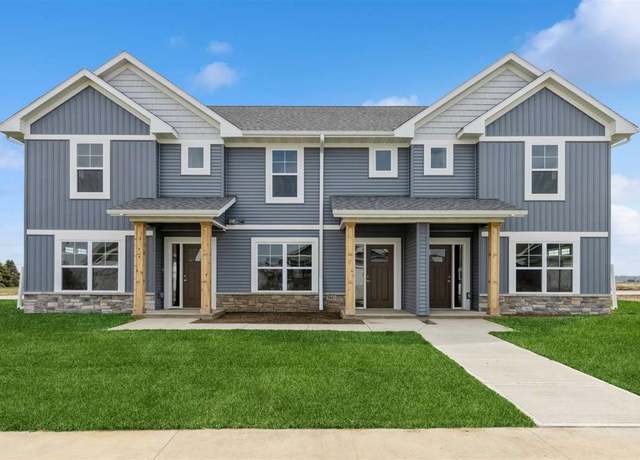 Property at 7011 Harlan Eddy Dr SW, Cedar Rapids, IA 52404, 3 beds, 2.5 baths