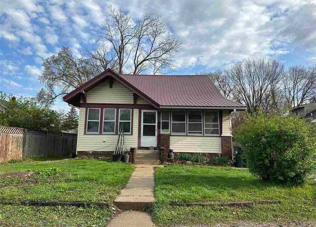 Property at 520 Brookland Park Dr, Iowa City, IA 52240, 3 beds, 2 baths