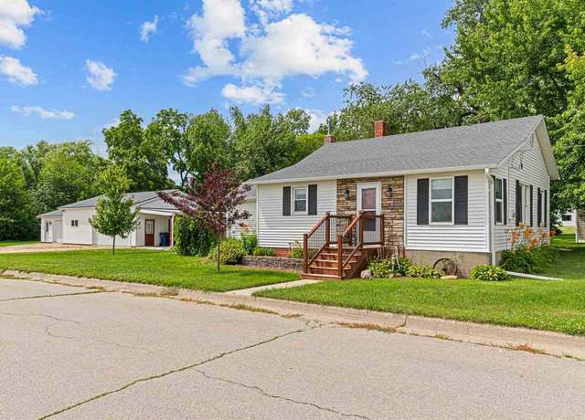 Property at 702 W 1st St, Tipton, IA 52772, 2 beds, 2 baths