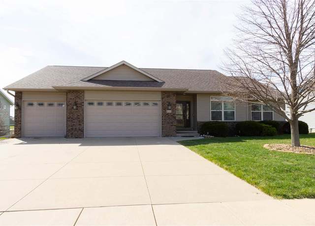 Property at 555 Doe Ave, Tiffin, IA 52340, 5 beds, 3 baths