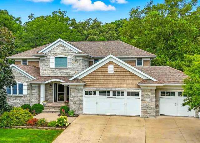 Property at 4629 Running Deer Ct Ct NE, Iowa City, IA 52240, 5 beds, 3.5 baths