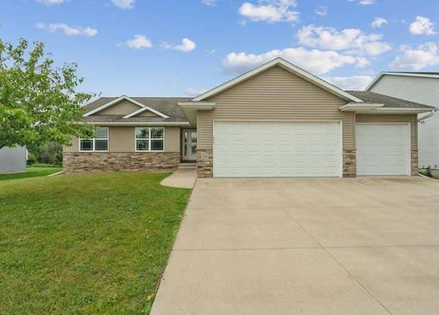 Property at 3355 Stanley Cup Dr, Marion, IA 52302, 3 beds, 2.5 baths