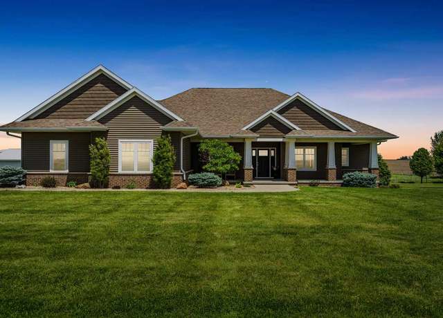 Property at 1443 69th St, Keystone, IA 52249, 4 beds, 3.5 baths