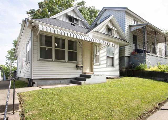 Property at 708 E 8th St, Muscatine, IA 52761, 3 beds, 1.5 baths