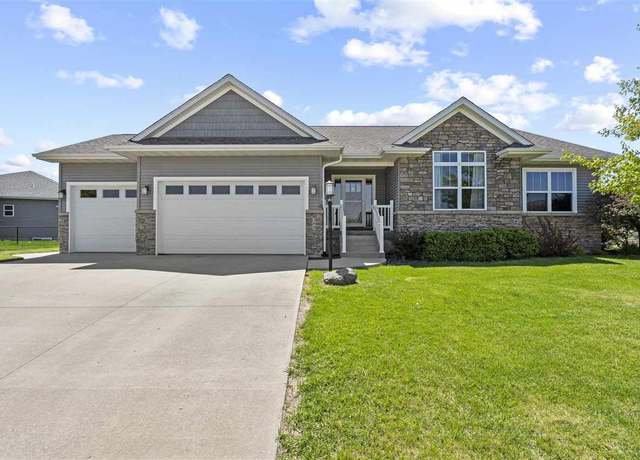 Property at 395 Carlyle Dr, North Liberty, IA 52317, 5 beds, 3 baths