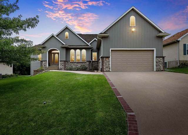 Property at 936 Willow Ln, Lisbon, IA 52253, 5 beds, 3 baths