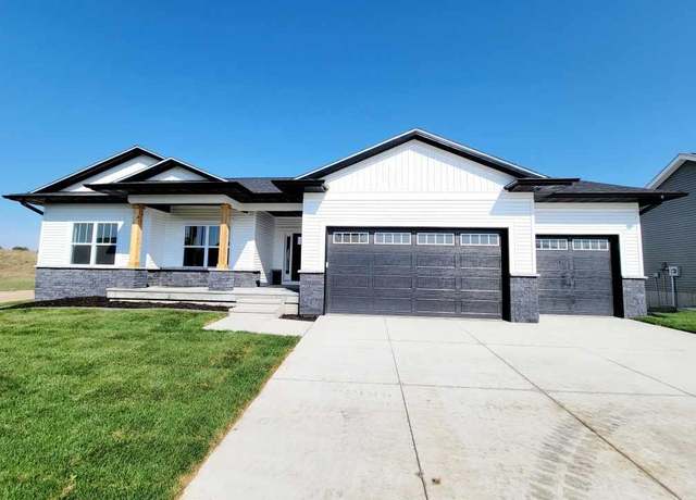 Property at 3420 Stanley Cup Dr, Marion, IA 52302, 5 beds, 3 baths
