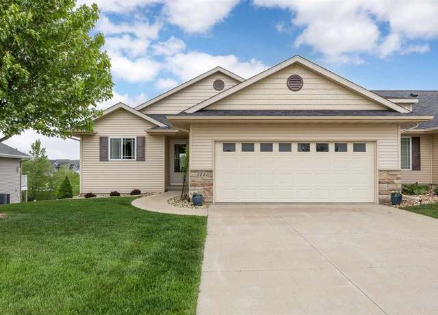 Property at 3444 Granger Ave, Marion, IA 52302, 3 beds, 3 baths