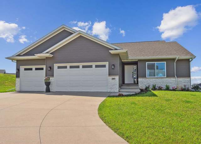 Property at 203 Edelweiss Cir, Tiffin, IA 52340, 3 beds, 2.5 baths