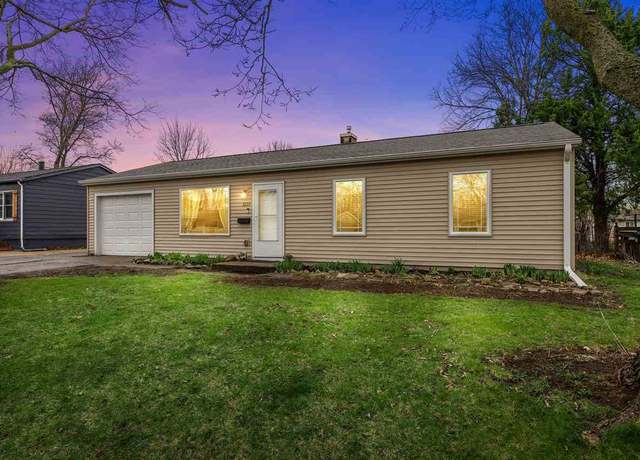 Property at 2224 California Ave, Iowa City, IA 52240, 3 beds, 1 bath