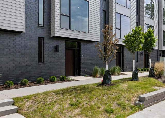 Property at 830 Newton Rd #4, Iowa City, IA 52246, 2 beds, 2.5 baths
