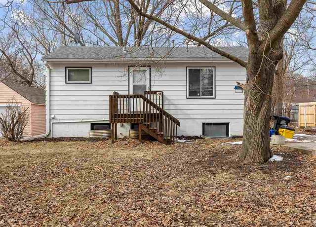 Property at 718 7th Ave, Coralville, IA 52241, 4 beds, 2 baths