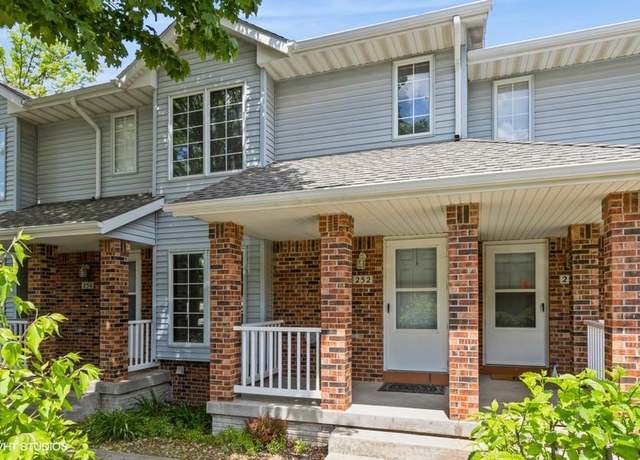 Property at 252 West Side Dr, Iowa City, IA 52246, 2 beds, 1.5 baths