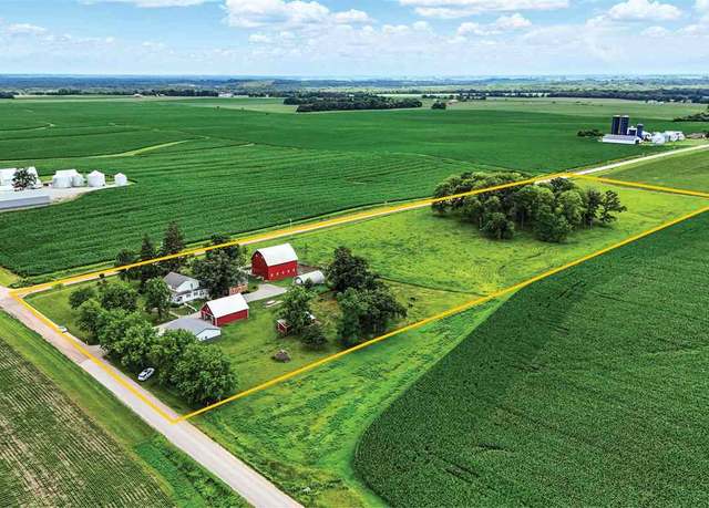 Property at 2295 Ocean Ave, IA 52778, 3 beds, 1.5 baths