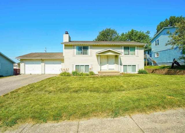 Property at 1339-1341 Dolen Pl, Iowa City, IA 52246, 2 baths