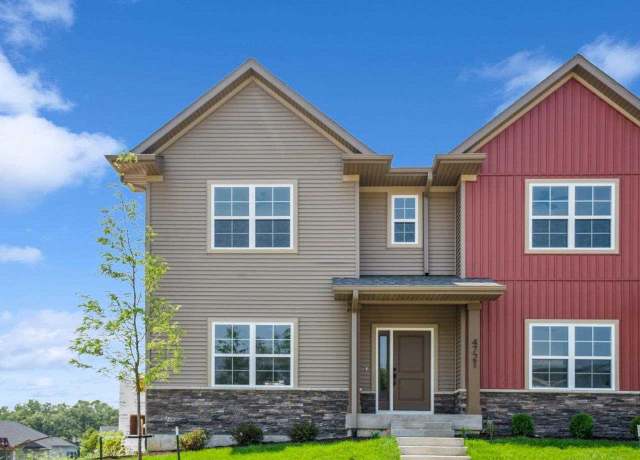 Property at 4721 Preston Ln, Iowa City, IA 52246, 3 beds, 2.5 baths