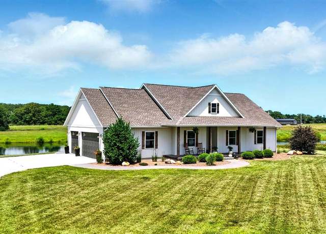 Property at 2786 Deer Valley Ln, IA 52623, 4 beds, 3.5 baths