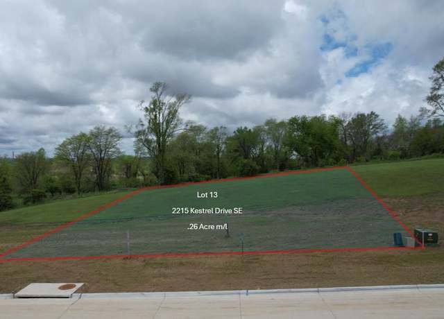 Property at 2215 Kestrel Dr SE, Cedar Rapids, IA 52403