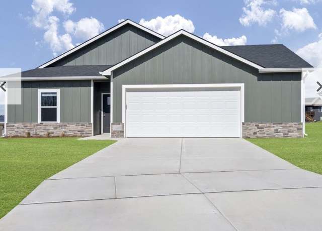 Property at 311 Knoll Ridge Dr, Hills, IA 52235, 4 beds, 1 bath