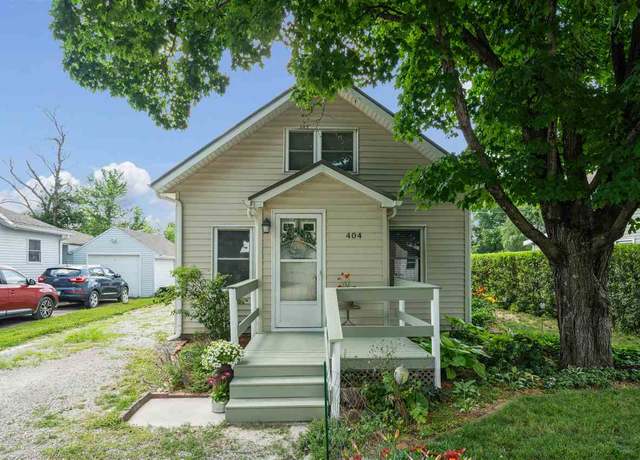 Property at 404 Johnson Dr, Toddville, IA 52341, 2 beds, 1 bath