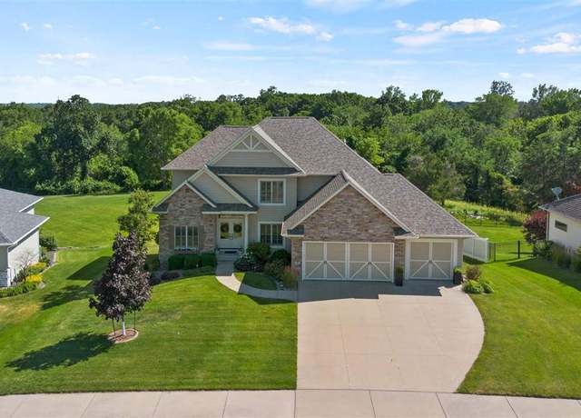 Property at 32 Auburn East Ln, Coralville, IA 52241, 5 beds, 4.5 baths