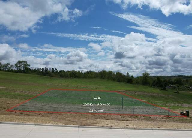 Property at 2306 Kestrel Dr SE, Cedar Rapids, IA 52403