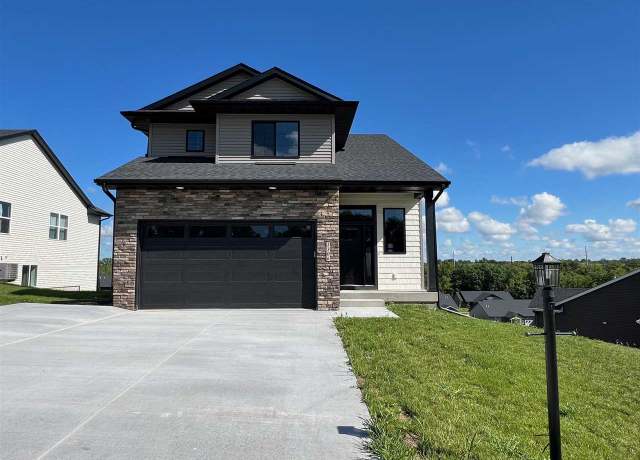 Property at 1306 E Gable Way, Tiffin, IA 52340, 4 beds, 3.5 baths