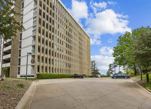 Property at 2222 1st Ave Ave NE #107, Cedar Rapids, IA 52402, 2 beds, 2 baths